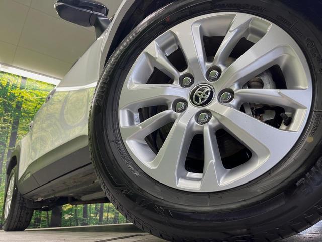 ヤリスクロス G メーカー8型ナビ バックカメラ 衝突軽減装置 レーダークルーズ 禁煙車 2トーンカラー ドラレコ コーナーセンサー スマートキー ETC オートマチックハイビーム 車線逸脱警報 オートライト フルセグ(13枚目)