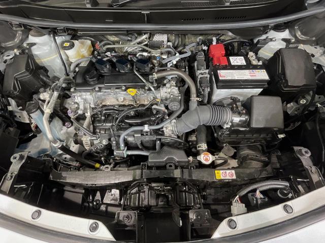 ヤリスクロス G メーカー8型ナビ バックカメラ 衝突軽減装置 レーダークルーズ 禁煙車 2トーンカラー ドラレコ コーナーセンサー スマートキー ETC オートマチックハイビーム 車線逸脱警報 オートライト フルセグ(18枚目)