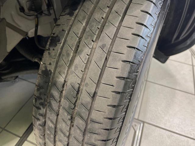 ヤリスクロス G メーカー8型ナビ バックカメラ 衝突軽減装置 レーダークルーズ 禁煙車 2トーンカラー ドラレコ コーナーセンサー スマートキー ETC オートマチックハイビーム 車線逸脱警報 オートライト フルセグ(56枚目)