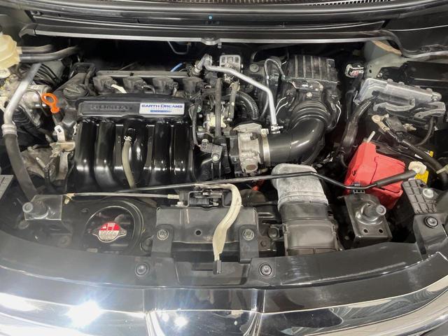 フリード+ハイブリッド ハイブリッドEX メーカー純正ナビ バックカメラ 衝突軽減装置 レーダークルーズ 両側電動スライドドア ハーフレザーシート LEDヘッド 前席シートヒーター ETC スマートキー ステアリングスイッチ オートエアコン(18枚目)