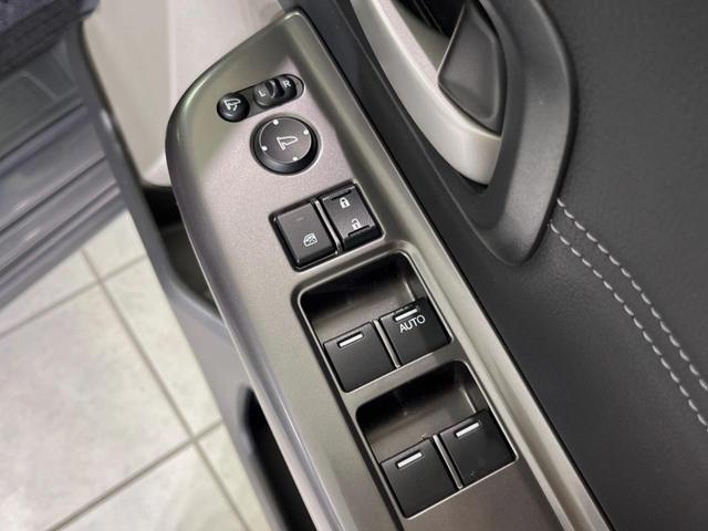 フリード+ハイブリッド ハイブリッドEX メーカー純正ナビ バックカメラ 衝突軽減装置 レーダークルーズ 両側電動スライドドア ハーフレザーシート LEDヘッド 前席シートヒーター ETC スマートキー ステアリングスイッチ オートエアコン(38枚目)