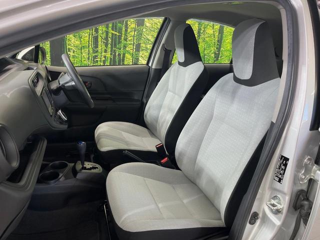 アクア L SDナビ 禁煙車 ドラレコ ETC オートエアコン Bluetooth CD/DVD再生 パワーウィンドウ バニティミラー キーレス 電動格納ミラー ドアバイザー 横滑り防止装置 プライバシーガラス(36枚目)