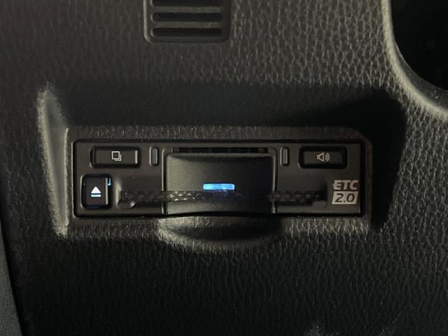 ヴォクシー ハイブリッドS-Z メーカー10.5型ナビ 後席モニター 快適PKG 全周囲カメラ トヨタチームメイト ブラインドスポットモニター デジタルインナーミラー プロジェクター式LEDヘッドライト シートカバー ETC 禁煙車(32枚目)