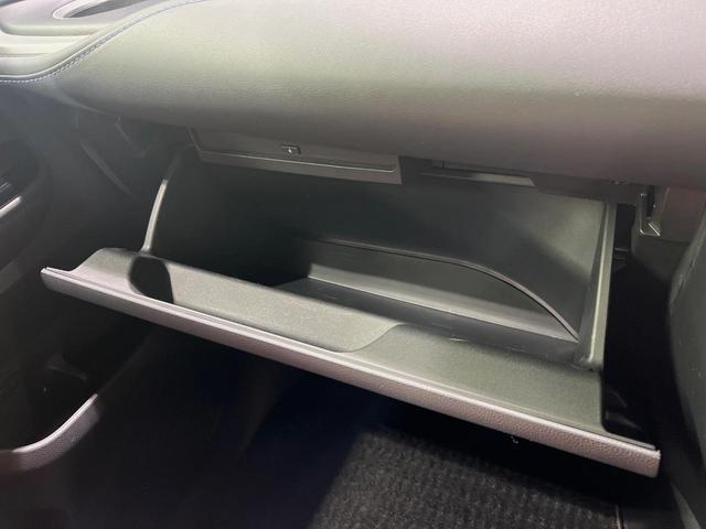 ヴォクシー ハイブリッドS-Z メーカー10.5型ナビ 後席モニター 快適PKG 全周囲カメラ トヨタチームメイト ブラインドスポットモニター デジタルインナーミラー プロジェクター式LEDヘッドライト シートカバー ETC 禁煙車(50枚目)