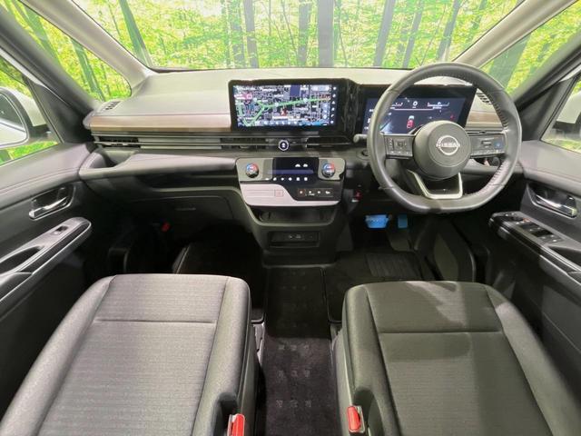 セレナ ハイウェイスターV メーカー12.3型ナビ 全周囲カメラ 両側電動スライドドア 後席モニター 衝突軽減装置 プロパイロット 禁煙車 ハーフレザーシート 前後ドラレコ コーナーセンサー スマートキー LEDヘッドライト(2枚目)