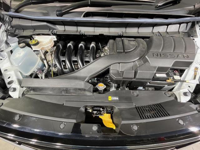 セレナ ハイウェイスターV メーカー12.3型ナビ 全周囲カメラ 両側電動スライドドア 後席モニター 衝突軽減装置 プロパイロット 禁煙車 ハーフレザーシート 前後ドラレコ コーナーセンサー スマートキー LEDヘッドライト(18枚目)