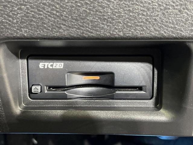 セレナ ハイウェイスターV メーカー12.3型ナビ 全周囲カメラ 両側電動スライドドア 後席モニター 衝突軽減装置 プロパイロット 禁煙車 ハーフレザーシート 前後ドラレコ コーナーセンサー スマートキー LEDヘッドライト(28枚目)