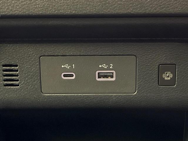 セレナ ハイウェイスターV メーカー12.3型ナビ 全周囲カメラ 両側電動スライドドア 後席モニター 衝突軽減装置 プロパイロット 禁煙車 ハーフレザーシート 前後ドラレコ コーナーセンサー スマートキー LEDヘッドライト(33枚目)