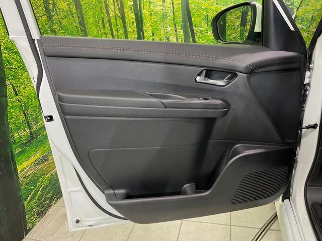 セレナ ハイウェイスターV メーカー12.3型ナビ 全周囲カメラ 両側電動スライドドア 後席モニター 衝突軽減装置 プロパイロット 禁煙車 ハーフレザーシート 前後ドラレコ コーナーセンサー スマートキー LEDヘッドライト(46枚目)