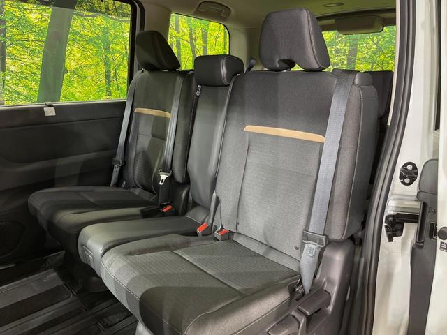 セレナ ハイウェイスターV メーカー12.3型ナビ 全周囲カメラ 両側電動スライドドア 後席モニター 衝突軽減装置 プロパイロット 禁煙車 ハーフレザーシート 前後ドラレコ コーナーセンサー スマートキー LEDヘッドライト(49枚目)