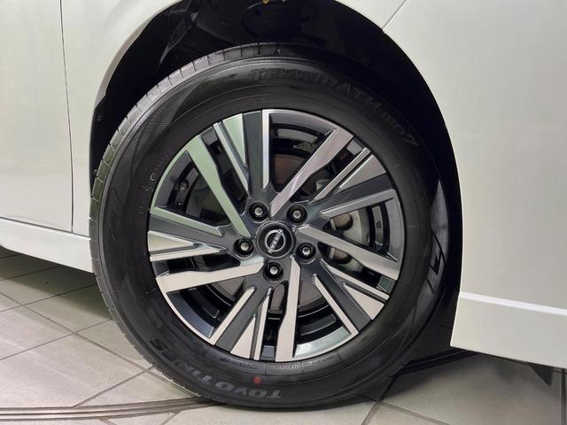 セレナ ハイウェイスターV メーカー12.3型ナビ 全周囲カメラ 両側電動スライドドア 後席モニター 衝突軽減装置 プロパイロット 禁煙車 ハーフレザーシート 前後ドラレコ コーナーセンサー スマートキー LEDヘッドライト(62枚目)