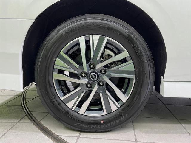 セレナ ハイウェイスターV メーカー12.3型ナビ 全周囲カメラ 両側電動スライドドア 後席モニター 衝突軽減装置 プロパイロット 禁煙車 ハーフレザーシート 前後ドラレコ コーナーセンサー スマートキー LEDヘッドライト(63枚目)