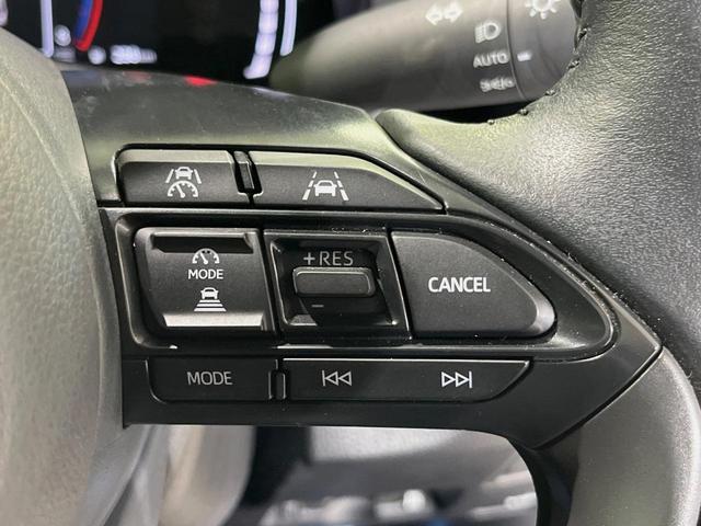 ヤリスクロス Z メーカー8型ナビ 全周囲カメラ 衝突軽減装置 レーダークルーズ 禁煙車 ハーフレザーシート 前席シートヒーター パワーシート 前後ドラレコ コーナーセンサー スマートキー ブラインドスポットモニター(6枚目)