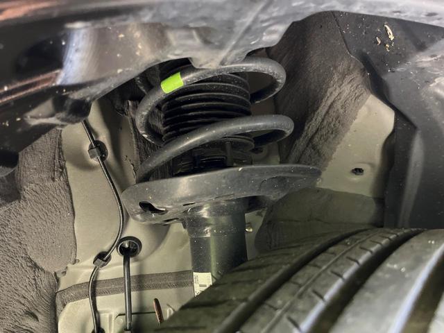 ヤリスクロス Z メーカー8型ナビ 全周囲カメラ 衝突軽減装置 レーダークルーズ 禁煙車 ハーフレザーシート 前席シートヒーター パワーシート 前後ドラレコ コーナーセンサー スマートキー ブラインドスポットモニター(20枚目)