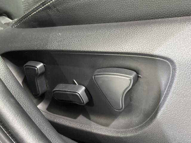 ヤリスクロス Z メーカー8型ナビ 全周囲カメラ 衝突軽減装置 レーダークルーズ 禁煙車 ハーフレザーシート 前席シートヒーター パワーシート 前後ドラレコ コーナーセンサー スマートキー ブラインドスポットモニター(51枚目)