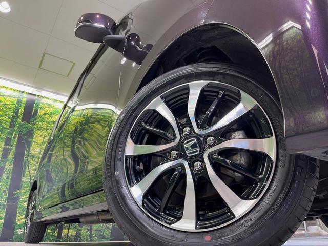 �y�����P�S�C���`�A���~�z�C�[���z�O�ςɃ}�b�`���������A���~�z�C�[���𑕒����Ă���܂��B�e��ЊO�A���~�z�C�[����A�X�^�b�h���X�^�C�����戵�����Ă���܂��B���񂲑��k����������