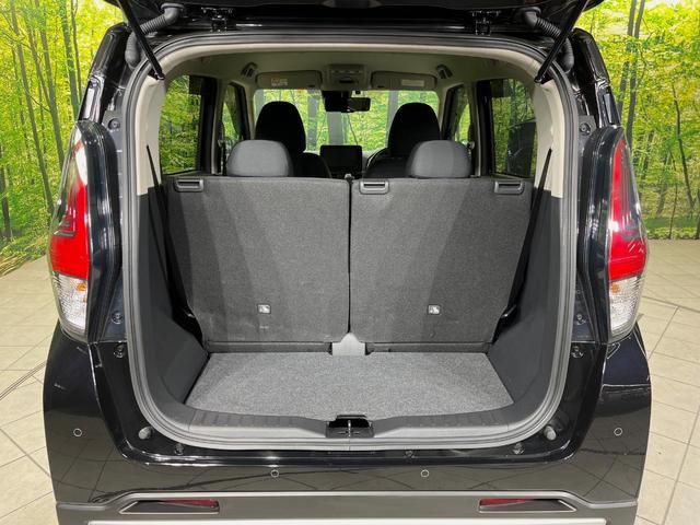 普段のお買い物や通勤、送迎等に十分な荷室スペースを確保しております。セカンドシートを倒すと、大きな荷物の積載も可能です♪