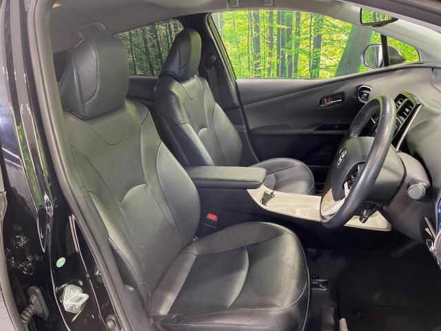 プリウス Aプレミアム ツーリングセレクション 純正9型ナビ バックカメラ 衝突軽減装置 100V電源 レーダークルーズ 禁煙車 革シート パワーシート シートヒーター ドラレコ コーナーセンサー スマートキー ブラインドスポットモニター ETC(8枚目)