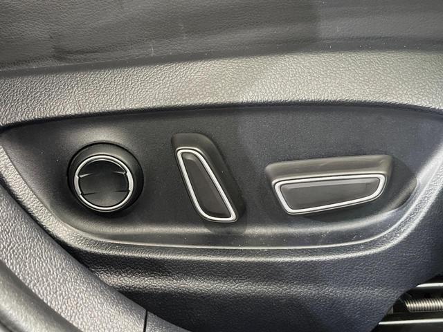 プリウス Aプレミアム ツーリングセレクション 純正9型ナビ バックカメラ 衝突軽減装置 100V電源 レーダークルーズ 禁煙車 革シート パワーシート シートヒーター ドラレコ コーナーセンサー スマートキー ブラインドスポットモニター ETC(48枚目)