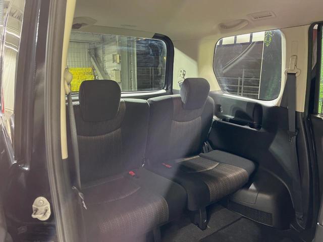 セレナ ハイウェイスター　Ｖセレ＋セーフティＩＩ　ＳＨＶ　純正ナビ　両側電動スライドドア　全周囲カメラ　衝突軽減装置　禁煙車　ドラレコ　コーナーセンサー　スマートキー　ＬＥＤヘッドライト　ＥＴＣ　クルコン　車線逸脱警報　オートライト　オートエアコン（9枚目）