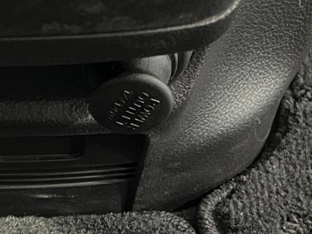 セレナ ハイウェイスター　Ｖセレ＋セーフティＩＩ　ＳＨＶ　純正ナビ　両側電動スライドドア　全周囲カメラ　衝突軽減装置　禁煙車　ドラレコ　コーナーセンサー　スマートキー　ＬＥＤヘッドライト　ＥＴＣ　クルコン　車線逸脱警報　オートライト　オートエアコン（28枚目）