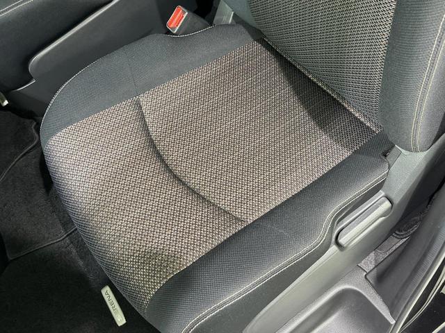 セレナ ハイウェイスター　Ｖセレ＋セーフティＩＩ　ＳＨＶ　純正ナビ　両側電動スライドドア　全周囲カメラ　衝突軽減装置　禁煙車　ドラレコ　コーナーセンサー　スマートキー　ＬＥＤヘッドライト　ＥＴＣ　クルコン　車線逸脱警報　オートライト　オートエアコン（50枚目）