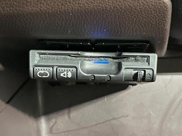 Ｎ－ＷＧＮカスタム Ｇ・ターボパッケージ　純正ナビ　バックカメラ　衝突軽減装置　禁煙車　ハーフレザーシート　前後ドラレコ　スマートキー　ＨＩＤヘッドライト　ＥＴＣ　クルーズコントロール　オートライト　オートエアコン　純正１４インチアルミホイル（7枚目）