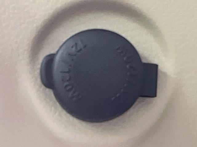 アルトラパン X HDDナビ 衝突軽減装置 禁煙車 シートヒーター スマートキー HIDヘッドライト オートライト オートエアコン 純正14インチアルミホイル Bluetooth CD/DVD再生 革巻きステアリング(26枚目)