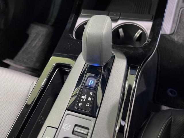 プリウス Z 12型ディスプレイオーディオ 全周囲カメラ 衝突軽減装置 デジタルインナーミラー パワーバックドア レーダークルーズ シートヒーター ステアリングヒーター パーキングアシスト 電動パーキング 禁煙車(21枚目)