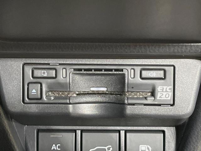 プリウス Z 12型ディスプレイオーディオ 全周囲カメラ 衝突軽減装置 デジタルインナーミラー パワーバックドア レーダークルーズ シートヒーター ステアリングヒーター パーキングアシスト 電動パーキング 禁煙車(39枚目)