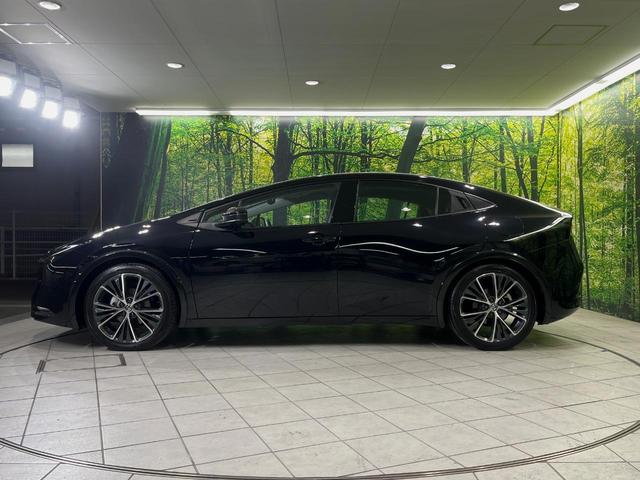 プリウス Z 12型ディスプレイオーディオ 全周囲カメラ 衝突軽減装置 デジタルインナーミラー パワーバックドア レーダークルーズ シートヒーター ステアリングヒーター パーキングアシスト 電動パーキング 禁煙車(55枚目)