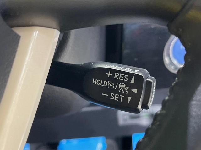 �y���[�_�[�N���[�Y�R���g���[���z�������H�ł̒��������s���y�ɁI�I�����ő��x��ۂN���[�Y�R���g���[�����A�Փˌy���V�X�e���ƘA�g���A�O���̎ԗ������m���ĎԊԂ�ۂ悤�ɑ��x���߂��Ă���܂��I�I