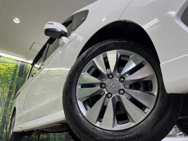 【純正１６インチアルミホイール】外観にマッチした純正アルミホイールを装着しております。各種社外アルミホイールや、スタッドレスタイヤも取扱いしております。是非ご相談ください♪