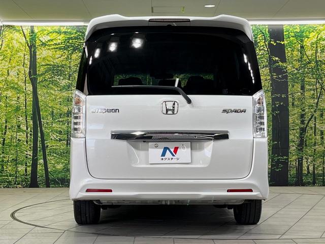 安心の最長１０年・走行無制限保証（有償）をご用意。保証内容も充実はもちろん、無料点検＆オイル交換や、年中無休の全国・２４時間ロードサービスも付帯されておりますのでご安心下さい。