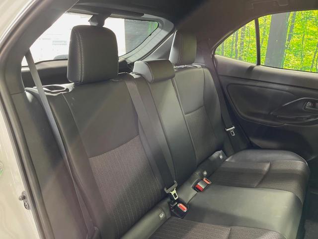 ヤリスクロス ハイブリッドZ 純正8型ディスプレイオーディオ バックカメラ 衝突軽減装置 レーダークルーズ 100V電源 パワーバックドア LEDヘッド ドラレコ ETC 電動パーキングブレーキ ステアリングヒーター 禁煙車(9枚目)