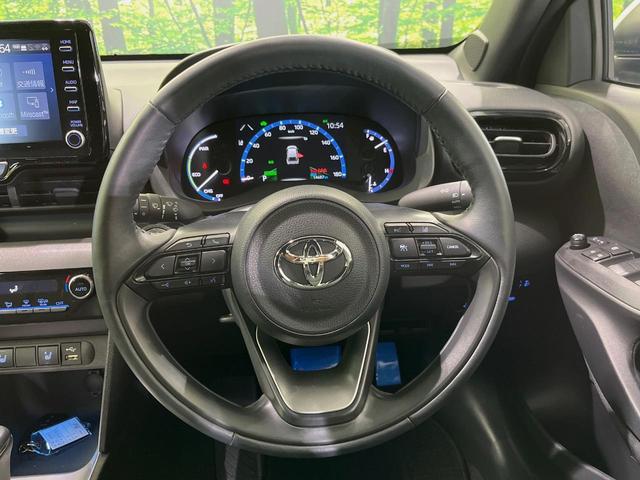 ヤリスクロス ハイブリッドZ 純正8型ディスプレイオーディオ バックカメラ 衝突軽減装置 レーダークルーズ 100V電源 パワーバックドア LEDヘッド ドラレコ ETC 電動パーキングブレーキ ステアリングヒーター 禁煙車(11枚目)