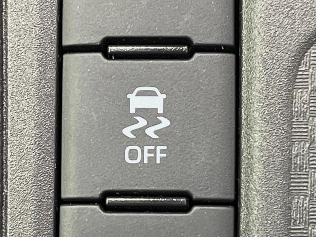 ヤリスクロス ハイブリッドZ 純正8型ディスプレイオーディオ バックカメラ 衝突軽減装置 レーダークルーズ 100V電源 パワーバックドア LEDヘッド ドラレコ ETC 電動パーキングブレーキ ステアリングヒーター 禁煙車(38枚目)