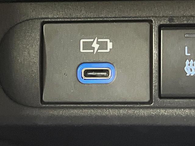 ヤリスクロス ハイブリッドZ 純正8型ディスプレイオーディオ バックカメラ 衝突軽減装置 レーダークルーズ 100V電源 パワーバックドア LEDヘッド ドラレコ ETC 電動パーキングブレーキ ステアリングヒーター 禁煙車(40枚目)