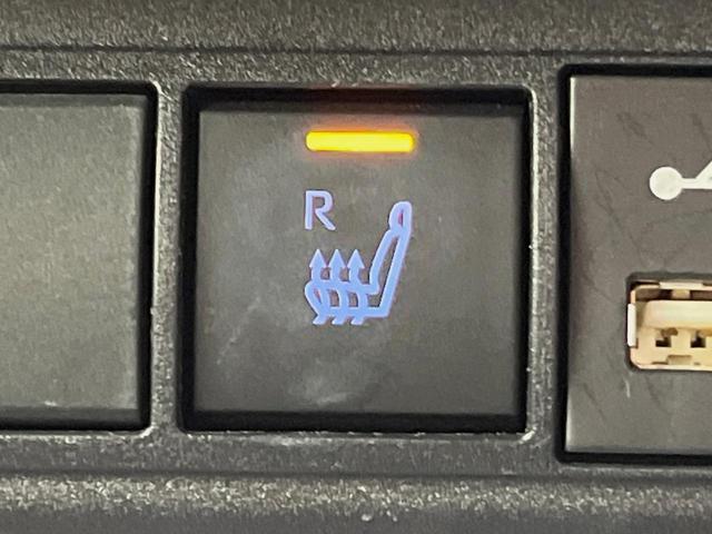 ヤリスクロス ハイブリッドZ 純正8型ディスプレイオーディオ バックカメラ 衝突軽減装置 レーダークルーズ 100V電源 パワーバックドア LEDヘッド ドラレコ ETC 電動パーキングブレーキ ステアリングヒーター 禁煙車(42枚目)