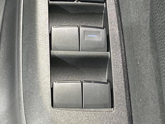 ヤリスクロス ハイブリッドZ 純正8型ディスプレイオーディオ バックカメラ 衝突軽減装置 レーダークルーズ 100V電源 パワーバックドア LEDヘッド ドラレコ ETC 電動パーキングブレーキ ステアリングヒーター 禁煙車(51枚目)