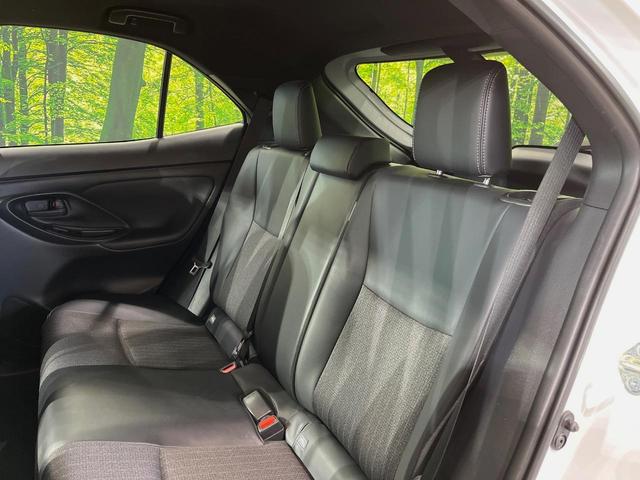 ヤリスクロス ハイブリッドZ 純正8型ディスプレイオーディオ バックカメラ 衝突軽減装置 レーダークルーズ 100V電源 パワーバックドア LEDヘッド ドラレコ ETC 電動パーキングブレーキ ステアリングヒーター 禁煙車(54枚目)