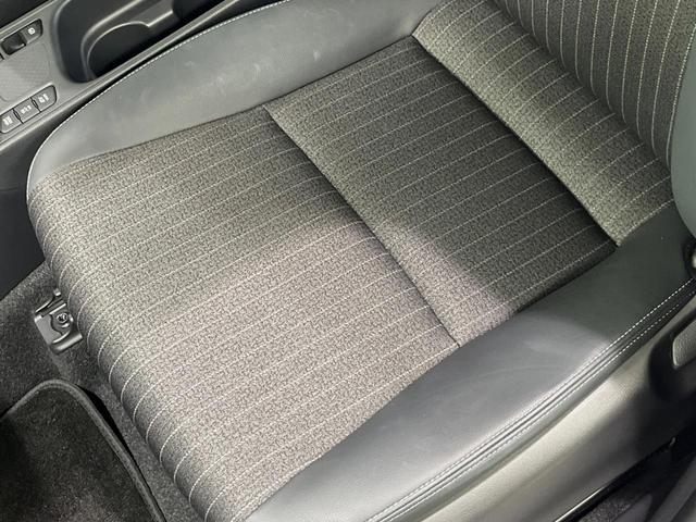 ヤリスクロス ハイブリッドZ 純正8型ディスプレイオーディオ バックカメラ 衝突軽減装置 レーダークルーズ 100V電源 パワーバックドア LEDヘッド ドラレコ ETC 電動パーキングブレーキ ステアリングヒーター 禁煙車(55枚目)