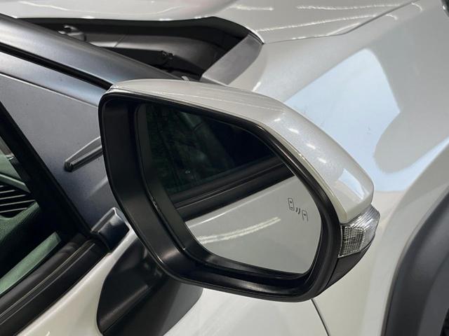 ヤリスクロス ハイブリッドZ 純正8型ディスプレイオーディオ バックカメラ 衝突軽減装置 レーダークルーズ 100V電源 パワーバックドア LEDヘッド ドラレコ ETC 電動パーキングブレーキ ステアリングヒーター 禁煙車(64枚目)