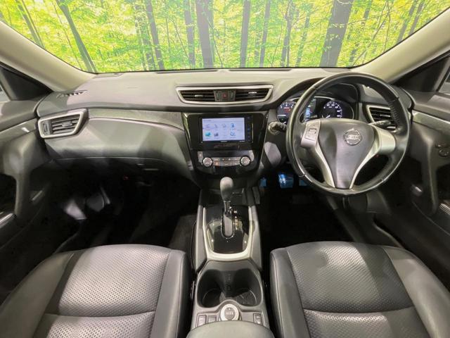 エクストレイル ２０Ｘ　エマージェンシーブレーキパッケージ　ＳＤナビ　バックカメラ　衝突軽減装置　ドラレコ　ＥＴＣ　ＬＥＤヘッド　純正１７インチアルミ　革巻きステアリング　ステアリングスイッチ　スマートキー　シートヒーター　ダウンヒルアシスト　禁煙車（2枚目）