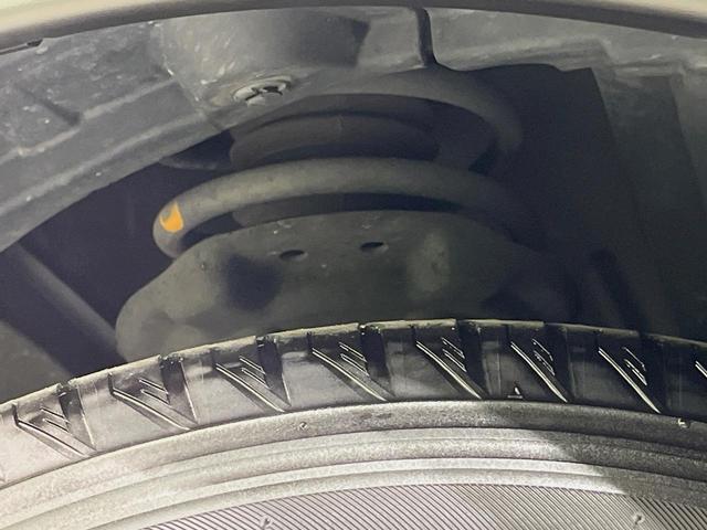 エクストレイル ２０Ｘ　エマージェンシーブレーキパッケージ　ＳＤナビ　バックカメラ　衝突軽減装置　ドラレコ　ＥＴＣ　ＬＥＤヘッド　純正１７インチアルミ　革巻きステアリング　ステアリングスイッチ　スマートキー　シートヒーター　ダウンヒルアシスト　禁煙車（20枚目）