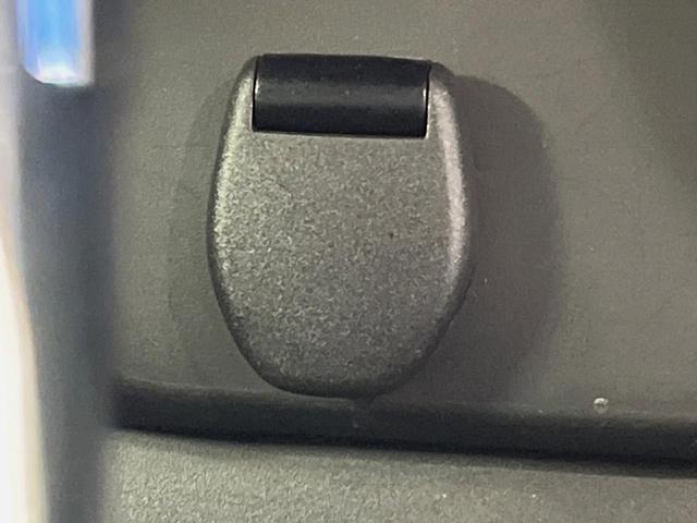 エクストレイル ２０Ｘ　エマージェンシーブレーキパッケージ　ＳＤナビ　バックカメラ　衝突軽減装置　ドラレコ　ＥＴＣ　ＬＥＤヘッド　純正１７インチアルミ　革巻きステアリング　ステアリングスイッチ　スマートキー　シートヒーター　ダウンヒルアシスト　禁煙車（39枚目）