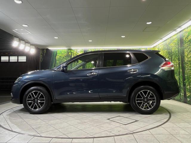 エクストレイル ２０Ｘ　エマージェンシーブレーキパッケージ　ＳＤナビ　バックカメラ　衝突軽減装置　ドラレコ　ＥＴＣ　ＬＥＤヘッド　純正１７インチアルミ　革巻きステアリング　ステアリングスイッチ　スマートキー　シートヒーター　ダウンヒルアシスト　禁煙車（51枚目）