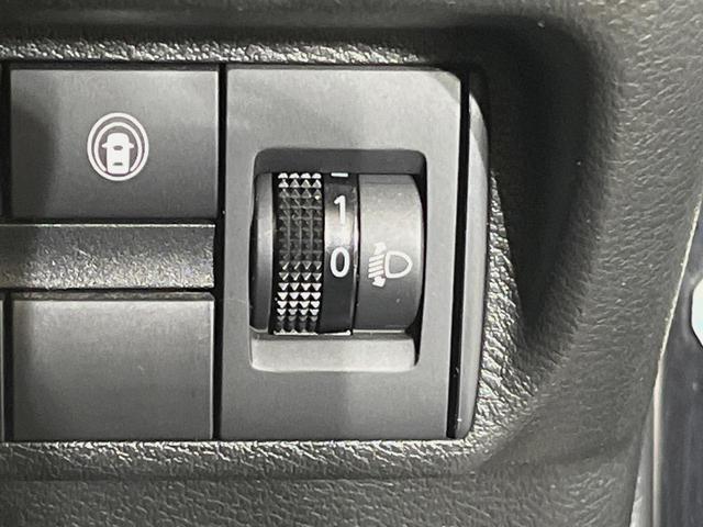 デイズ ハイウェイスター　Ｘ　純正９型ナビ　バックカメラ　衝突軽減装置　ＥＴＣ　スマートキー　ＬＥＤヘッド　純正１４インチアルミ　オートエアコン　オートライト　アイドリングストップ　ステアリングスイッチ　禁煙車　電動格納ミラー（31枚目）