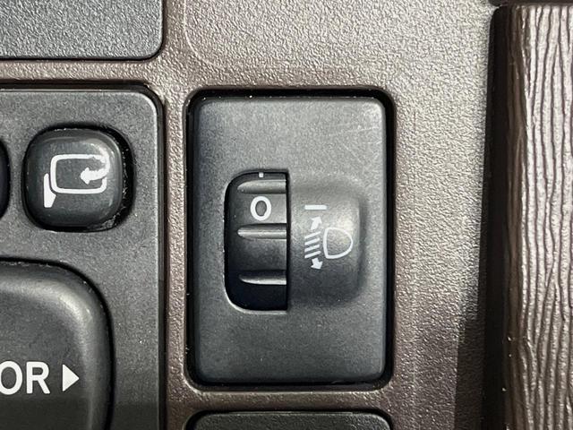 パッソ X SDナビ バックカメラ ドラレコ ETC LEDヘッドライト 地デジ アイドリングストップ 電動格納ミラー ヘッドライトレベライザー 横滑り防止装置 パワーウィンドウ パワーステアリング 禁煙車(30枚目)