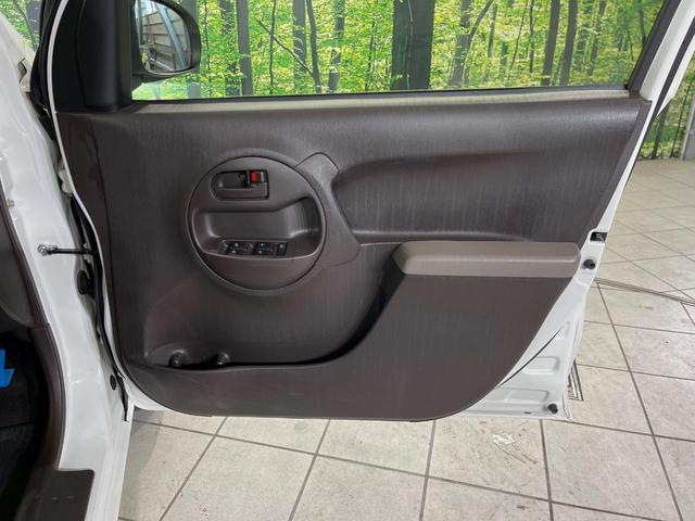 パッソ X SDナビ バックカメラ ドラレコ ETC LEDヘッドライト 地デジ アイドリングストップ 電動格納ミラー ヘッドライトレベライザー 横滑り防止装置 パワーウィンドウ パワーステアリング 禁煙車(41枚目)